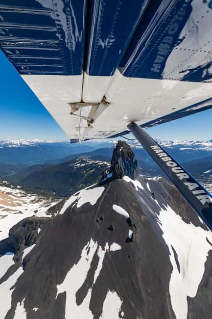 Whistler: Mountains and Glaciers Tour by Seaplane - Garibaldi Lake from above