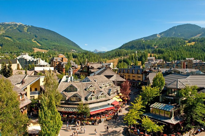 Whistler & Sea to Sky Gondola Day Trip from Vancouver - Riding the Sea to Sky Gondola at 885 metres