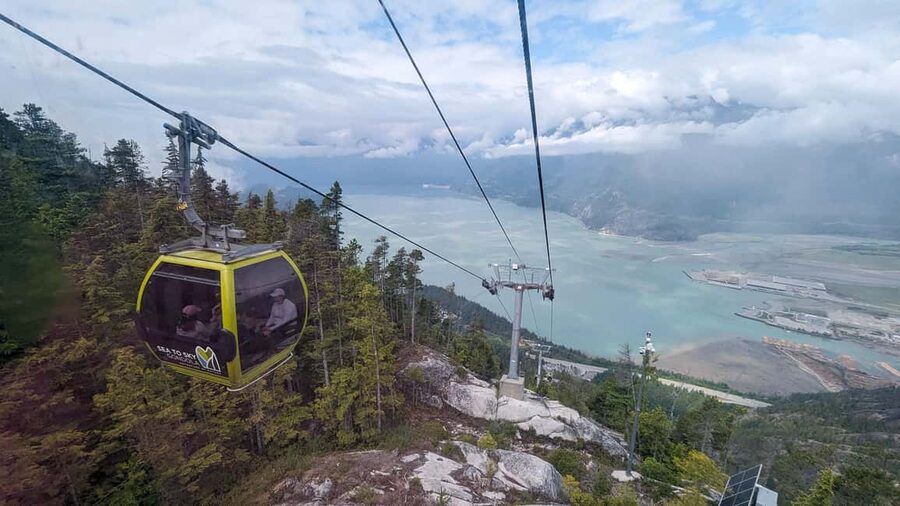 Whistler, Sea to Sky Gondola, Shannon Fall & Green Lake Tour - Shannon Falls brings you close to the spray