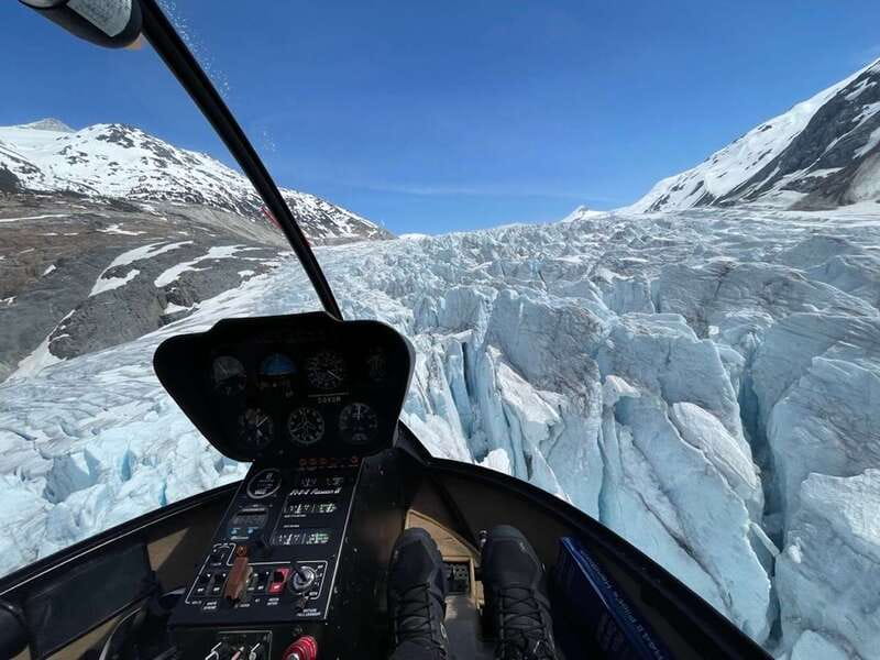 Whistler: The Sea to Sky Helicopter Tour and Glacier Landing - The essential details at a glance