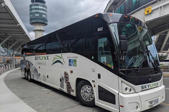 Whistler to Vancouver by EXECUTIVE Bus (Single trip) - Squamish and the Highway 99 connection
