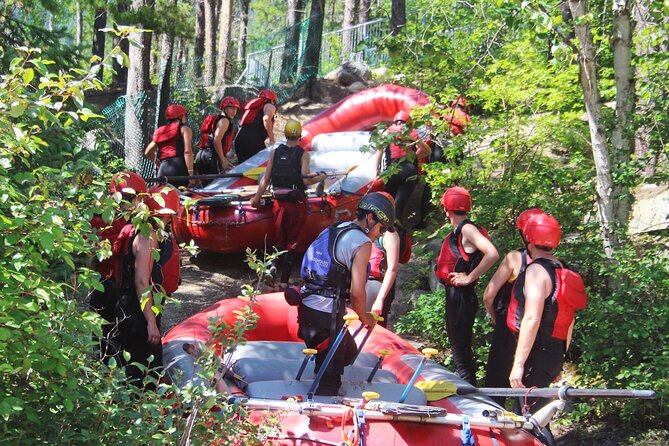Whitewater Rafting on Jasper's Fraser River - A first rafting trip that still has bite