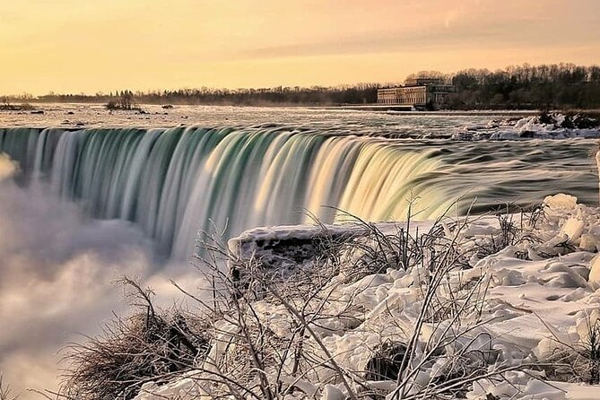 Winter Wonder Tour-A Journey Through the Tunnels Behind the Falls - The Niagara Whirlpool, a natural change of pace
