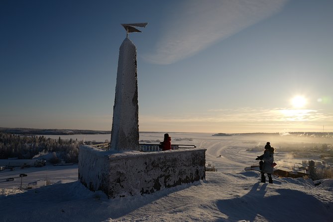 Yellowknife City Tour + Nature's North Wildlife Gallery - Old Town and N’dilo: where Yellowknife began