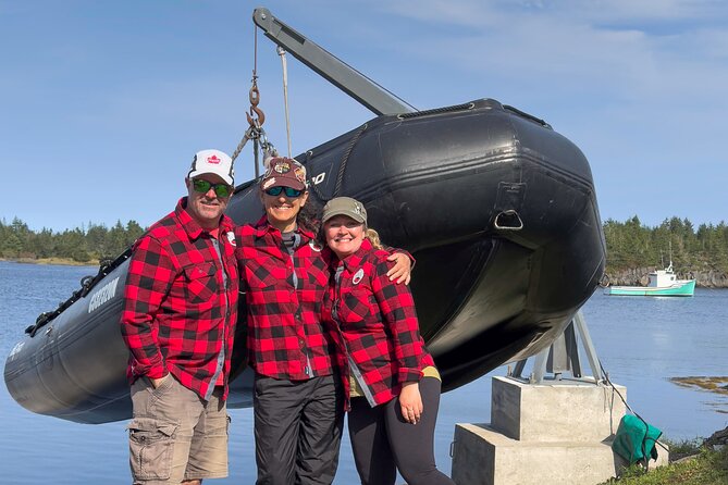 Zodiac Coastal Tour with Naturalist Guide: Lunenburg - The people make the difference